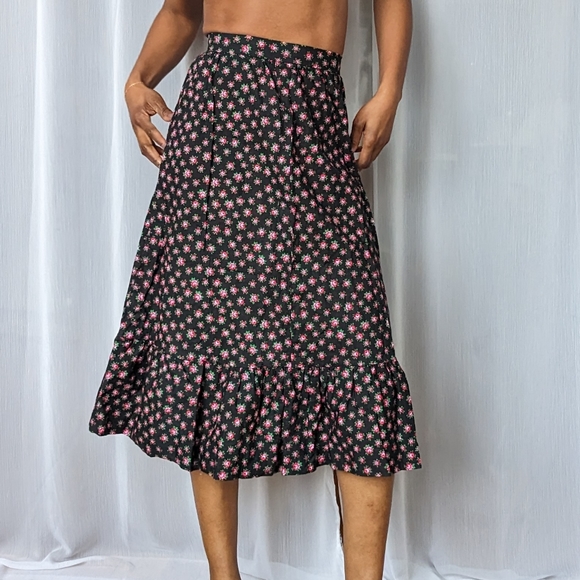 Vintage Midi Floral Boho Skirt // Parisian Find - Picture 3 of 5